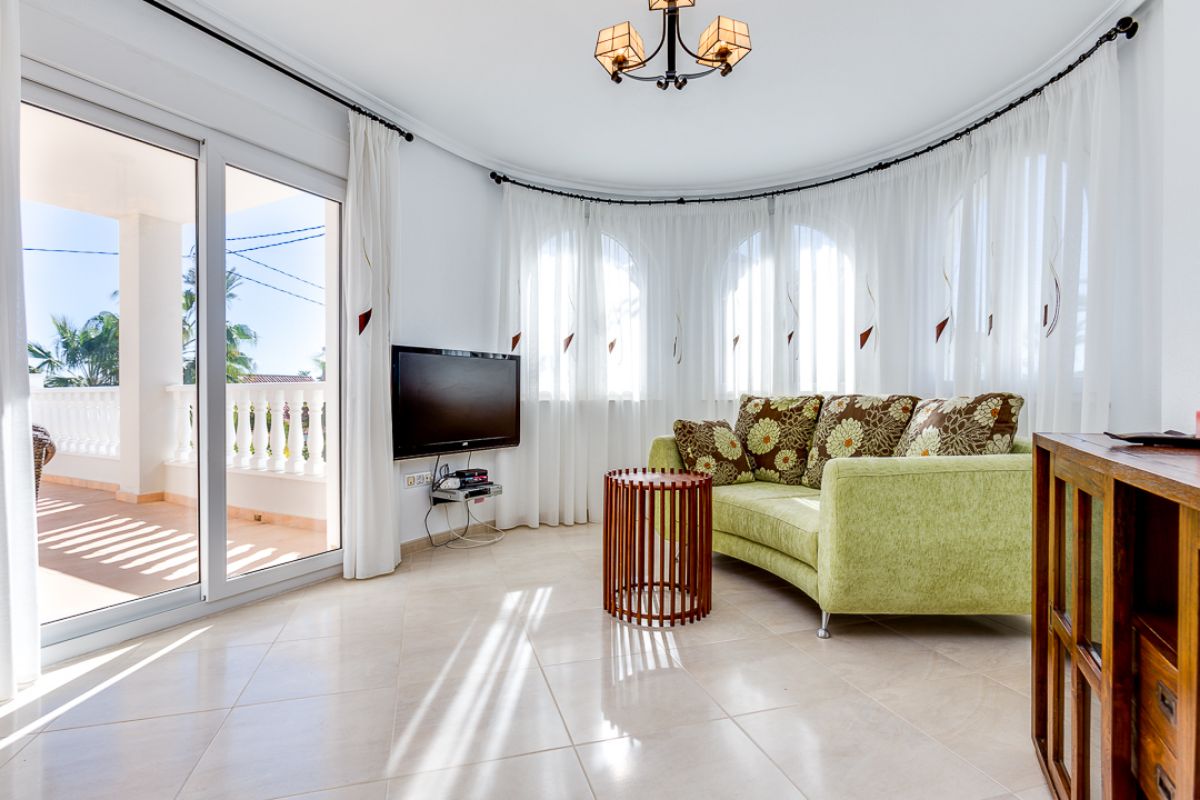 Venta de chalet en Orihuela Costa