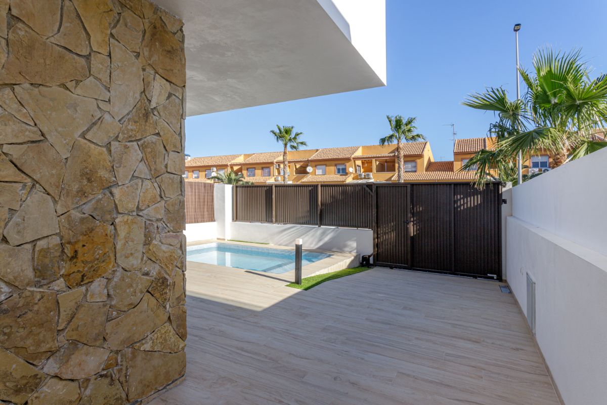 For sale of chalet in San Pedro del Pinatar