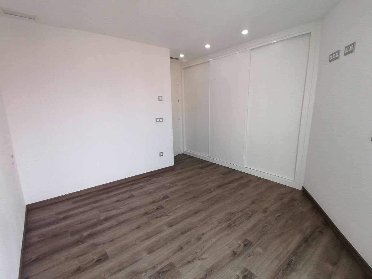 For sale of chalet in Torrevieja