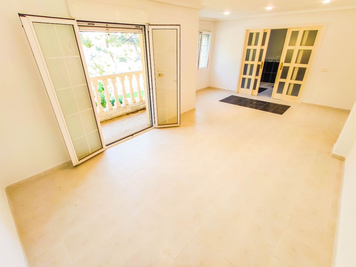 For sale of chalet in Orihuela Costa