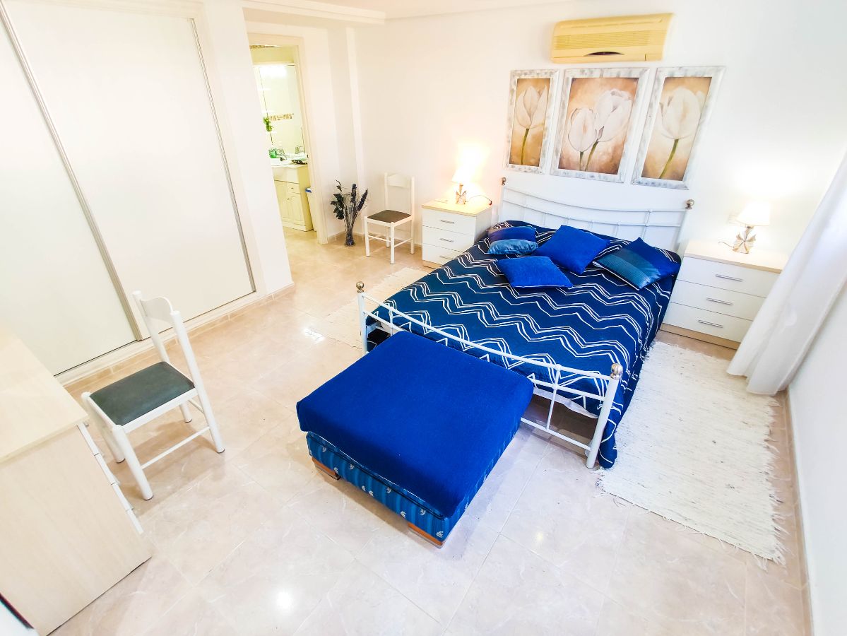 For sale of chalet in Orihuela Costa