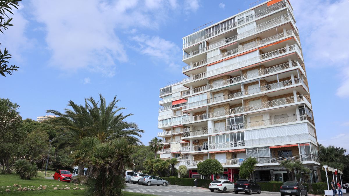 For sale of apartment in Orihuela Costa