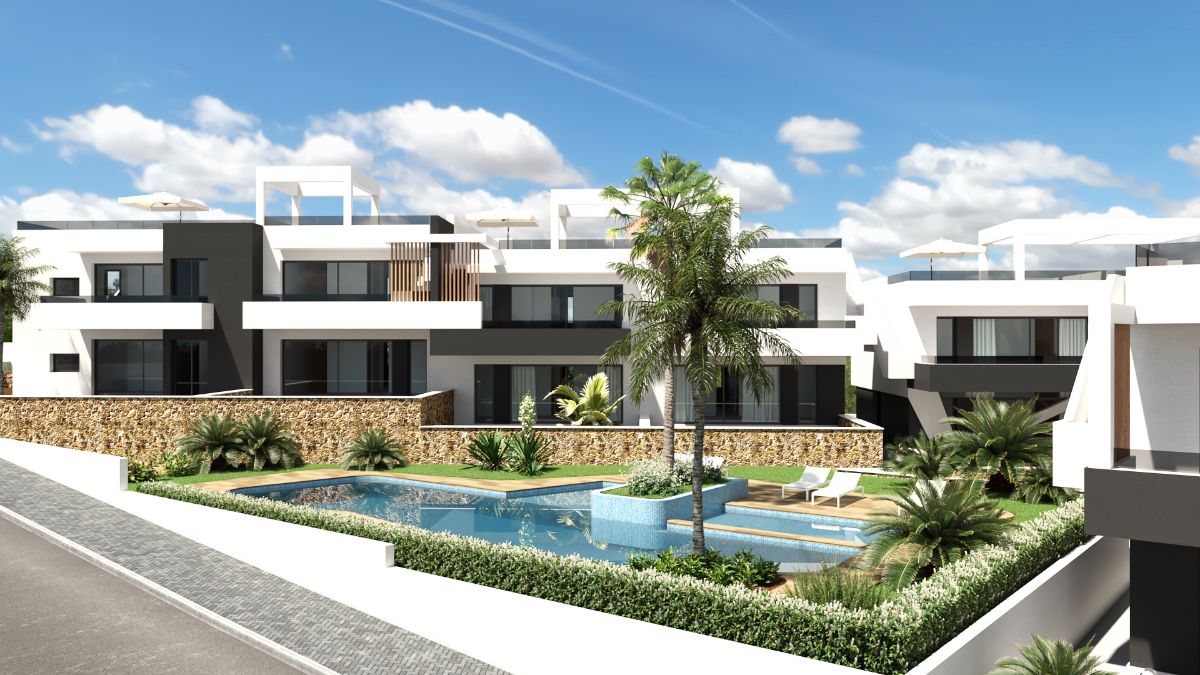 For sale of bungalow in Orihuela Costa