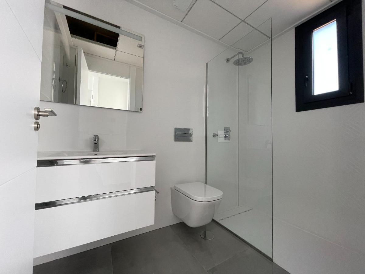 Köp av chalet i Torrevieja