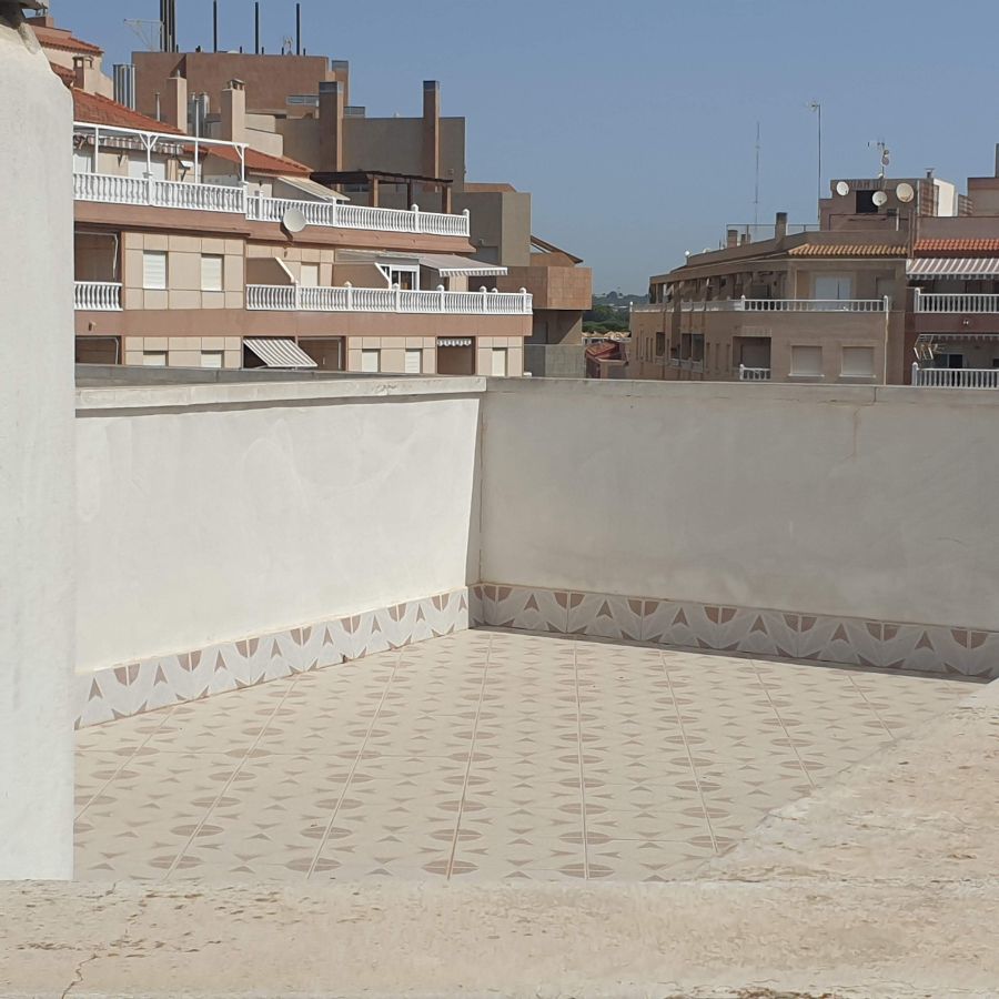 For sale of penthouse in Torrevieja