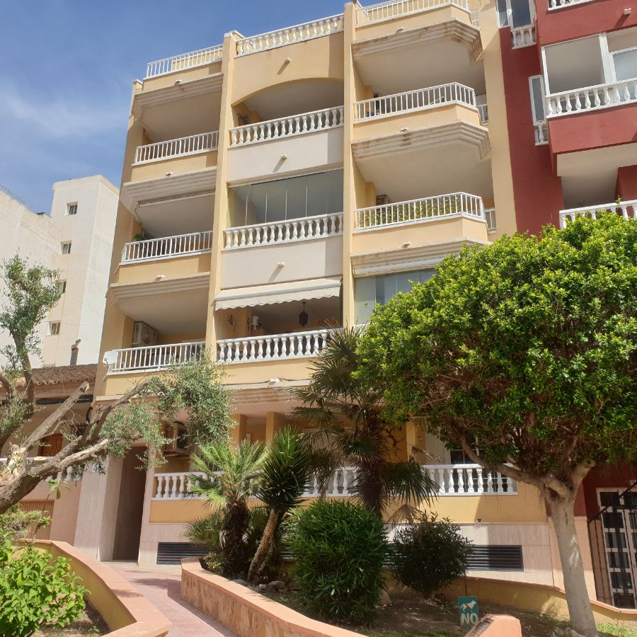 For sale of penthouse in Torrevieja