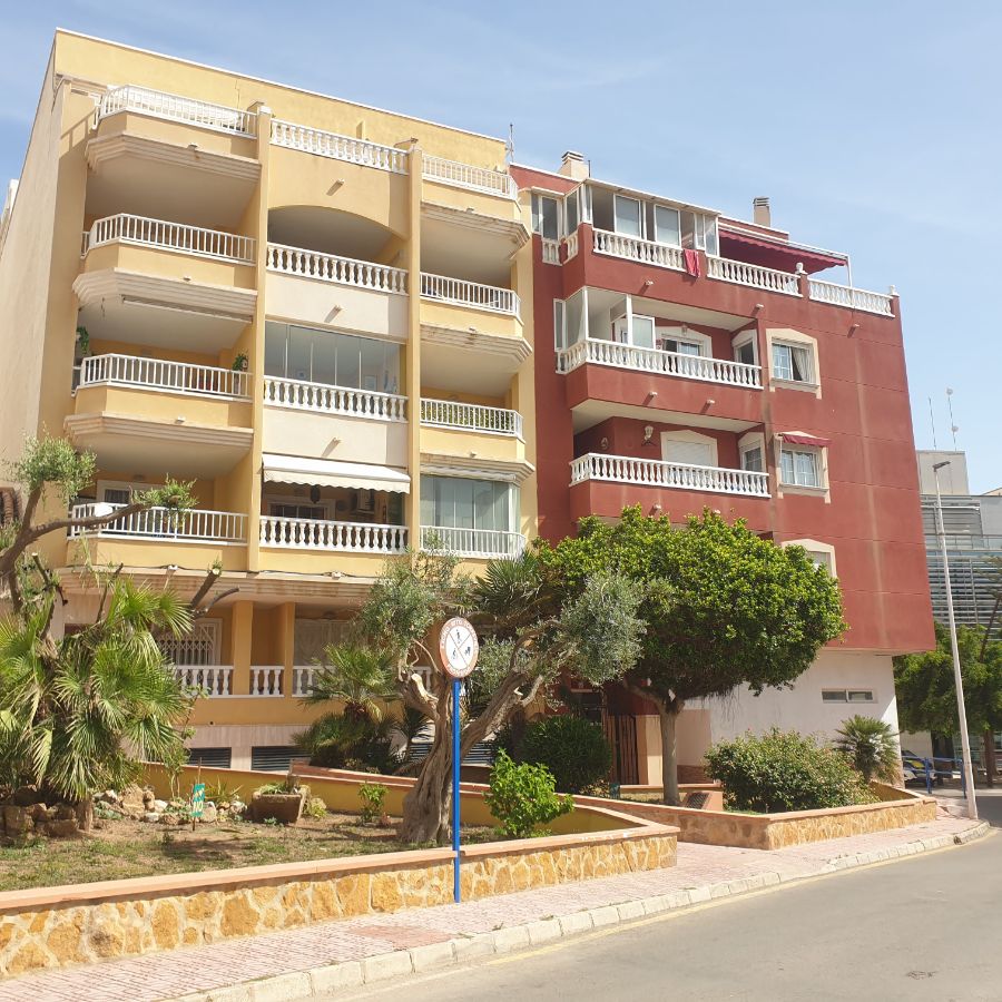 For sale of penthouse in Torrevieja