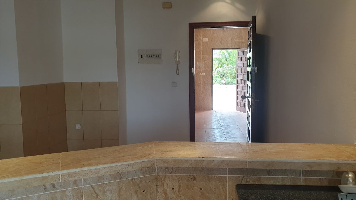 For sale of commercial in La Mata