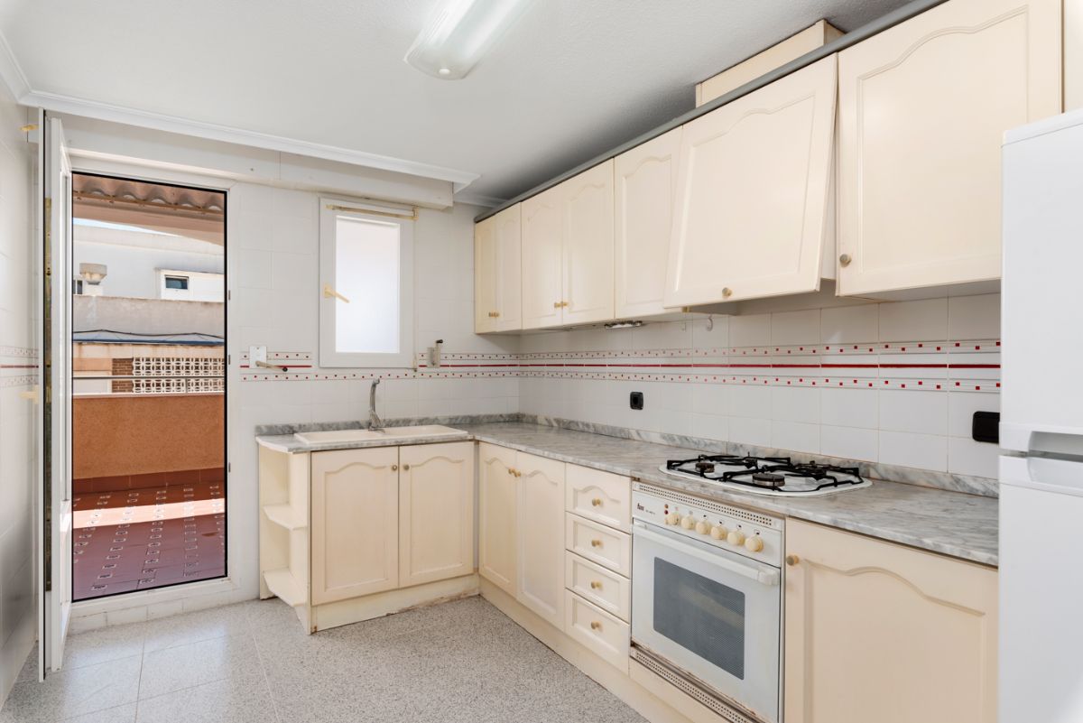 For sale of penthouse in Torrevieja
