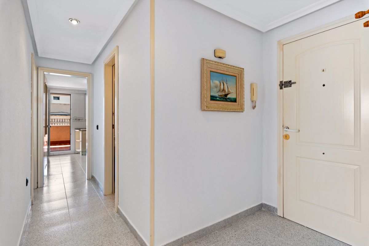 For sale of penthouse in Torrevieja