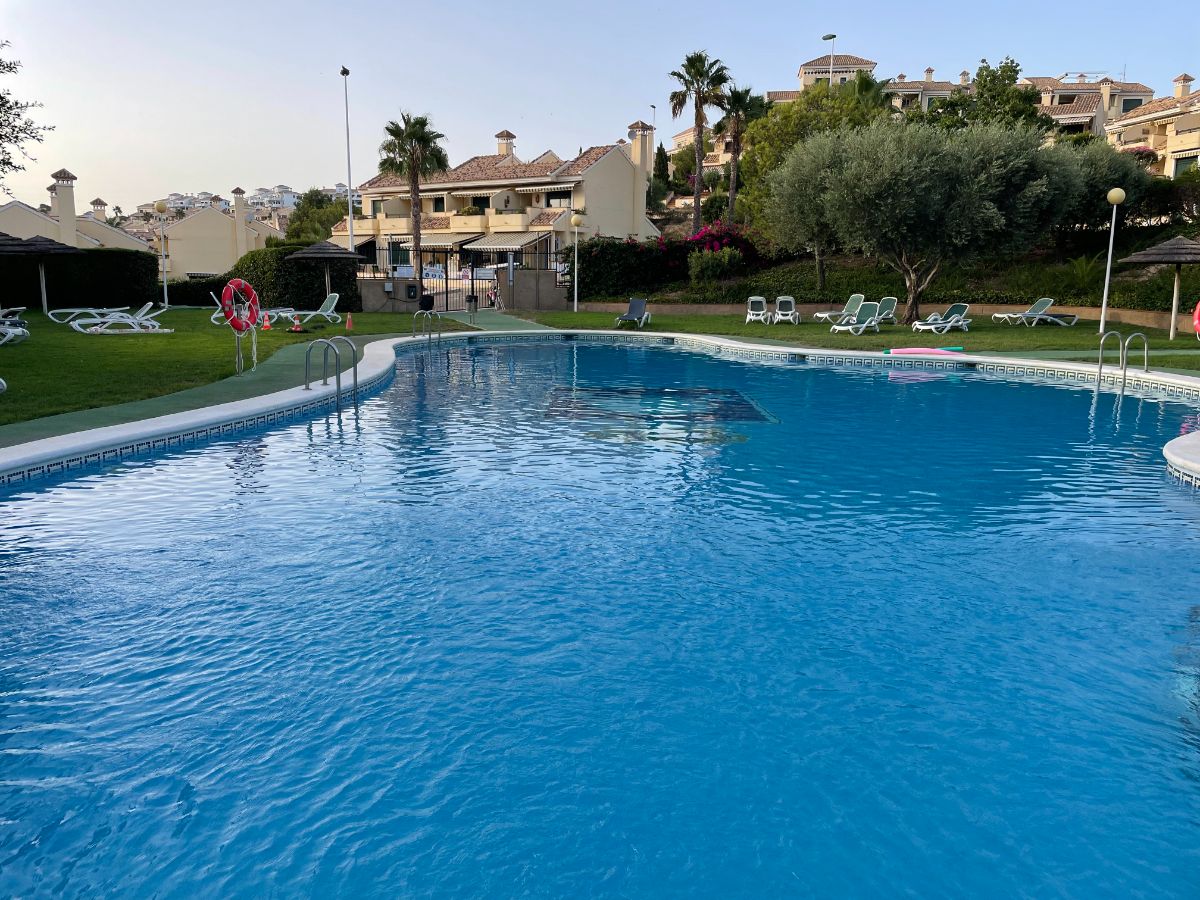 For rent of apartment in Orihuela Costa