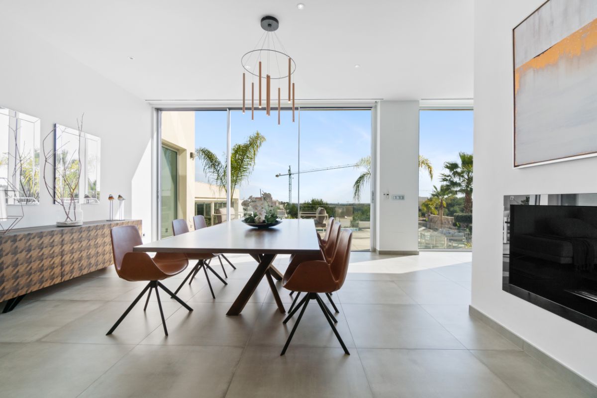 For sale of villa in Orihuela Costa