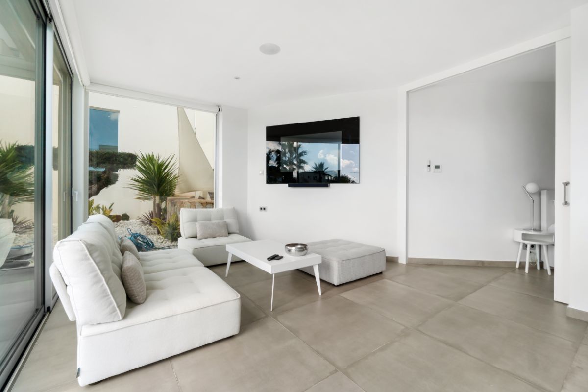 For sale of villa in Orihuela Costa
