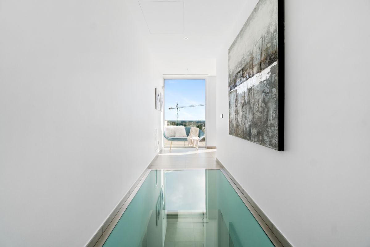 For sale of villa in Orihuela Costa