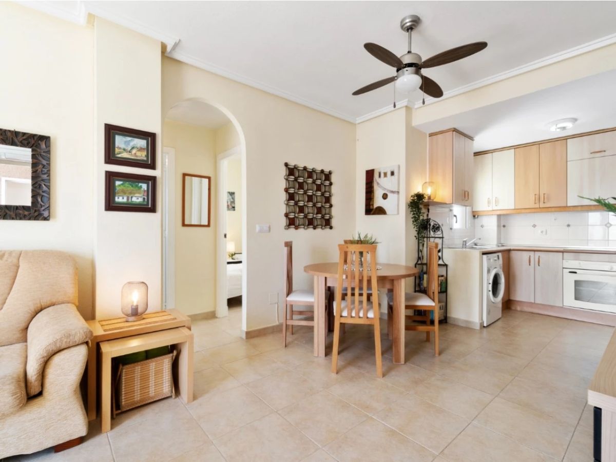 For sale of bungalow in Torrevieja