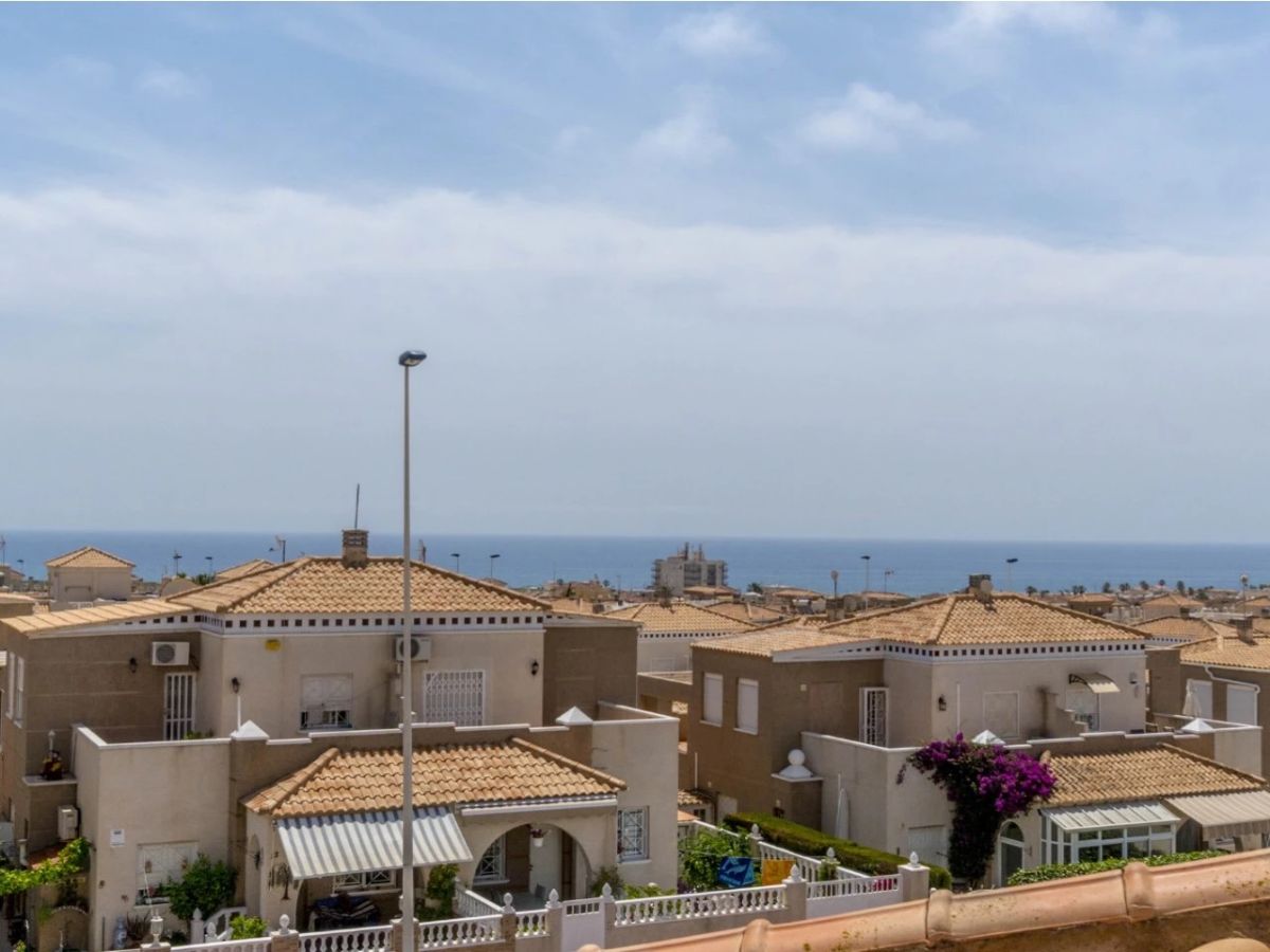 For sale of bungalow in Torrevieja