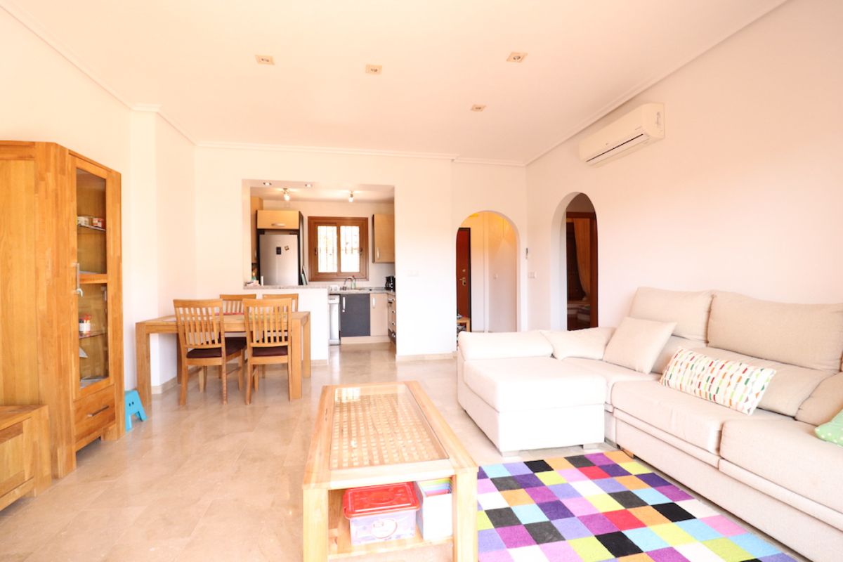 Venta de chalet en Orihuela Costa