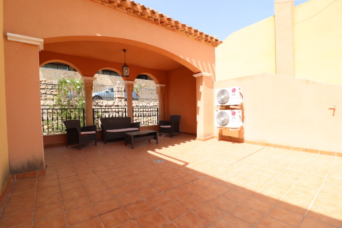 For sale of chalet in Orihuela Costa