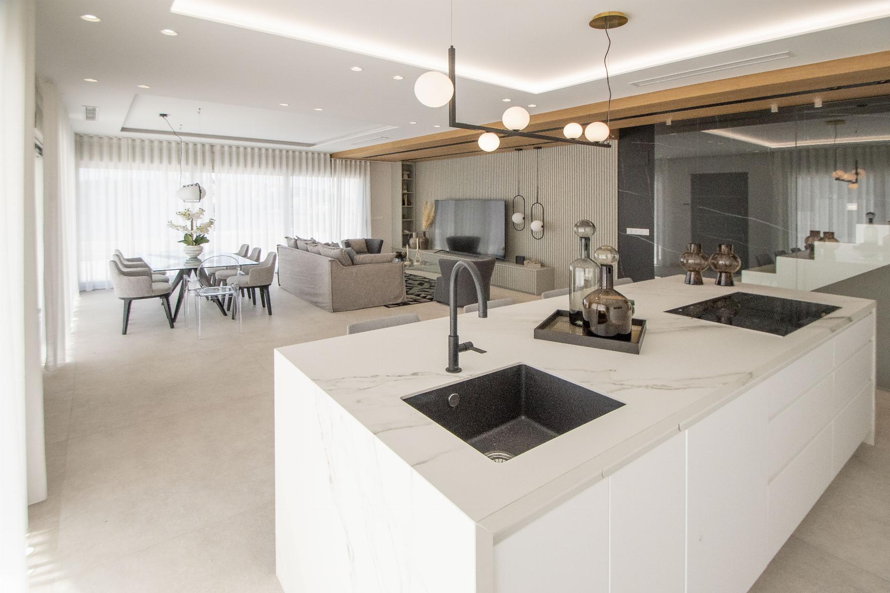 For sale of villa in Orihuela Costa