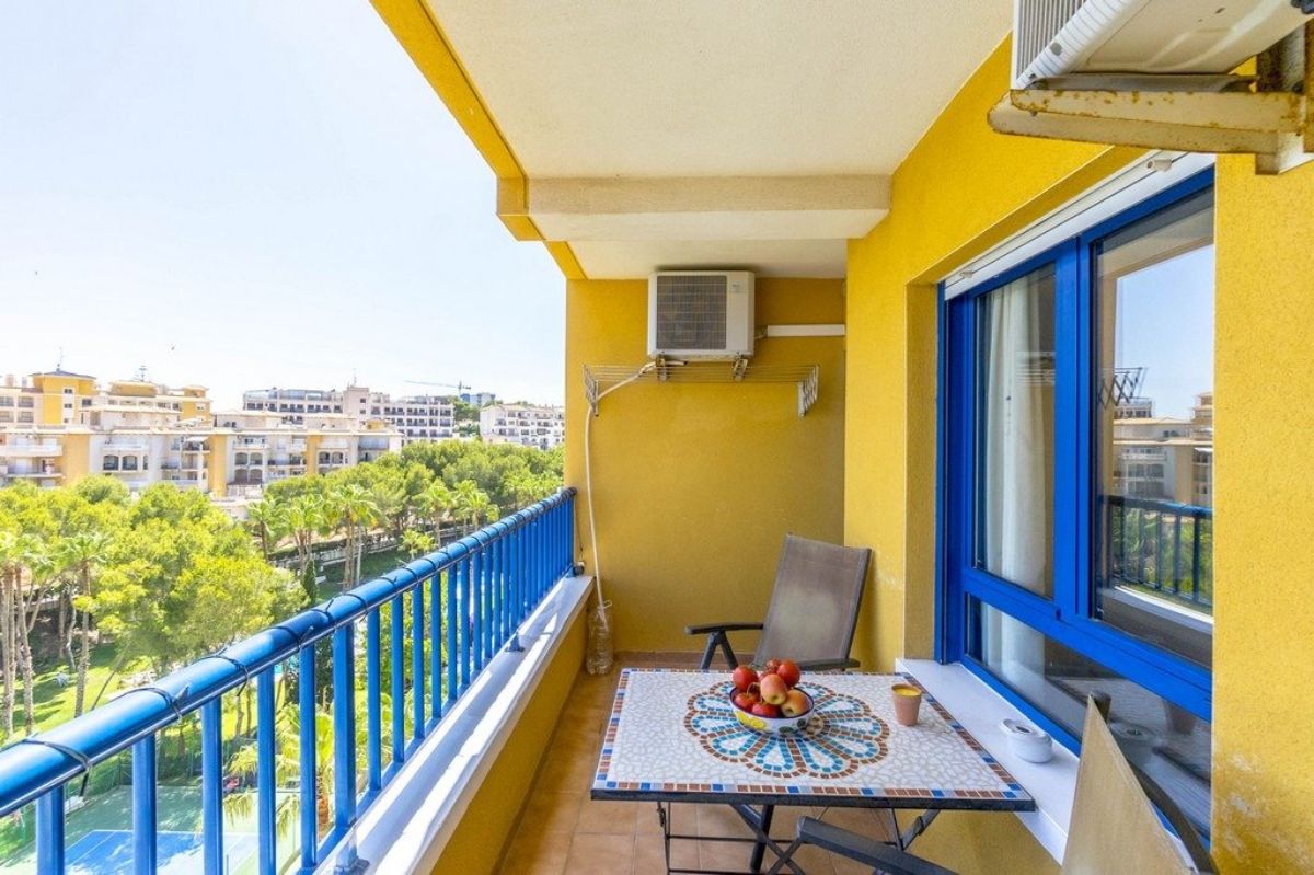 For sale of apartment in Orihuela Costa