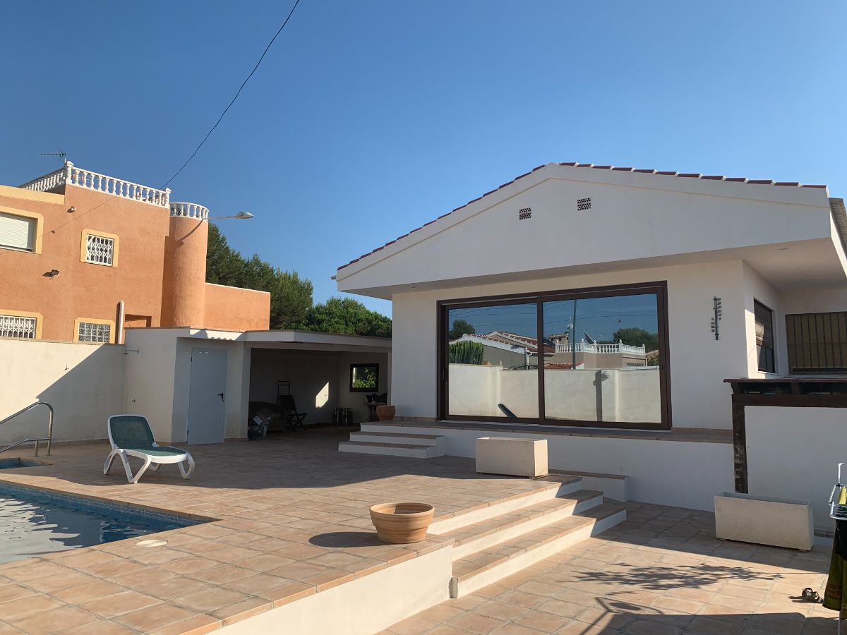 For sale of chalet in Pilar de la Horadada