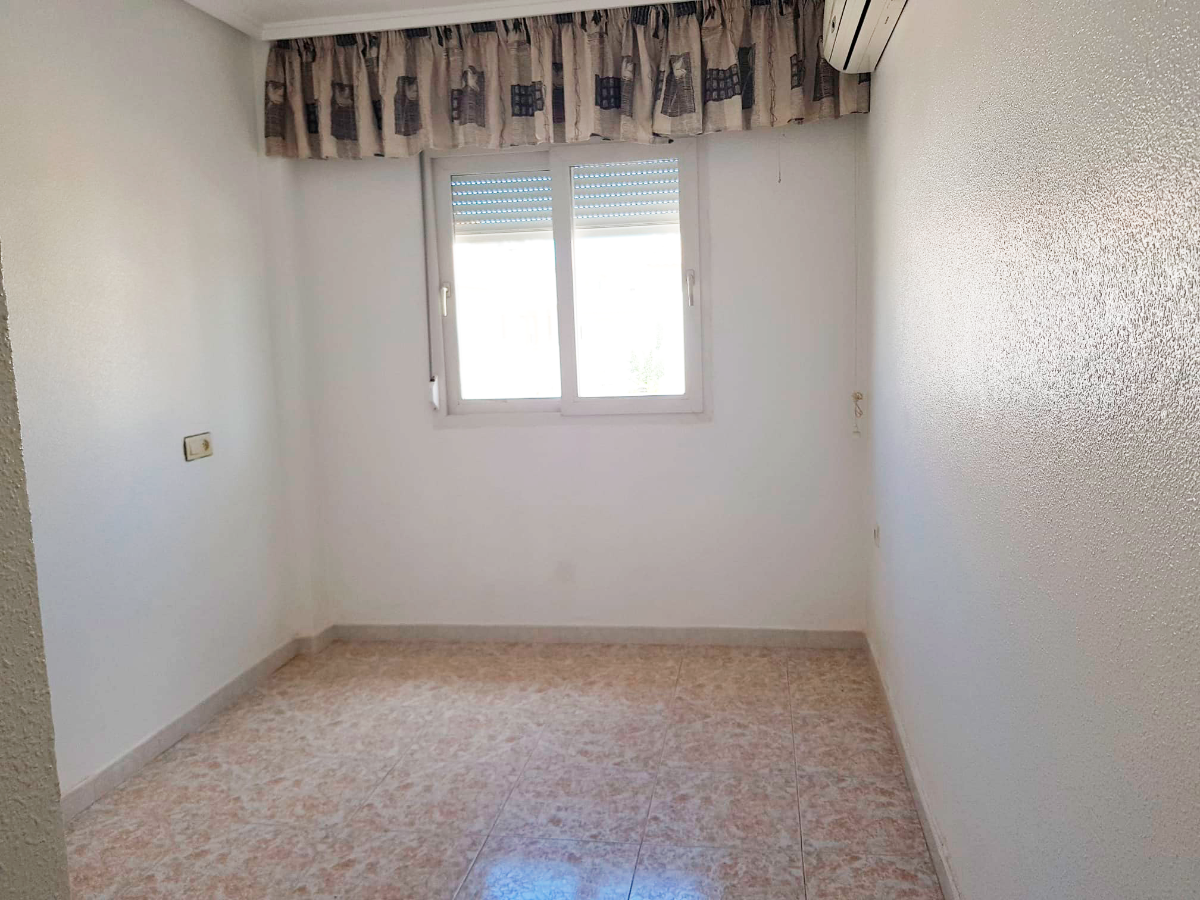 For sale of bungalow in Torrevieja