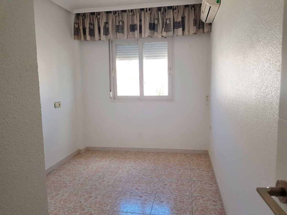 For sale of bungalow in Torrevieja