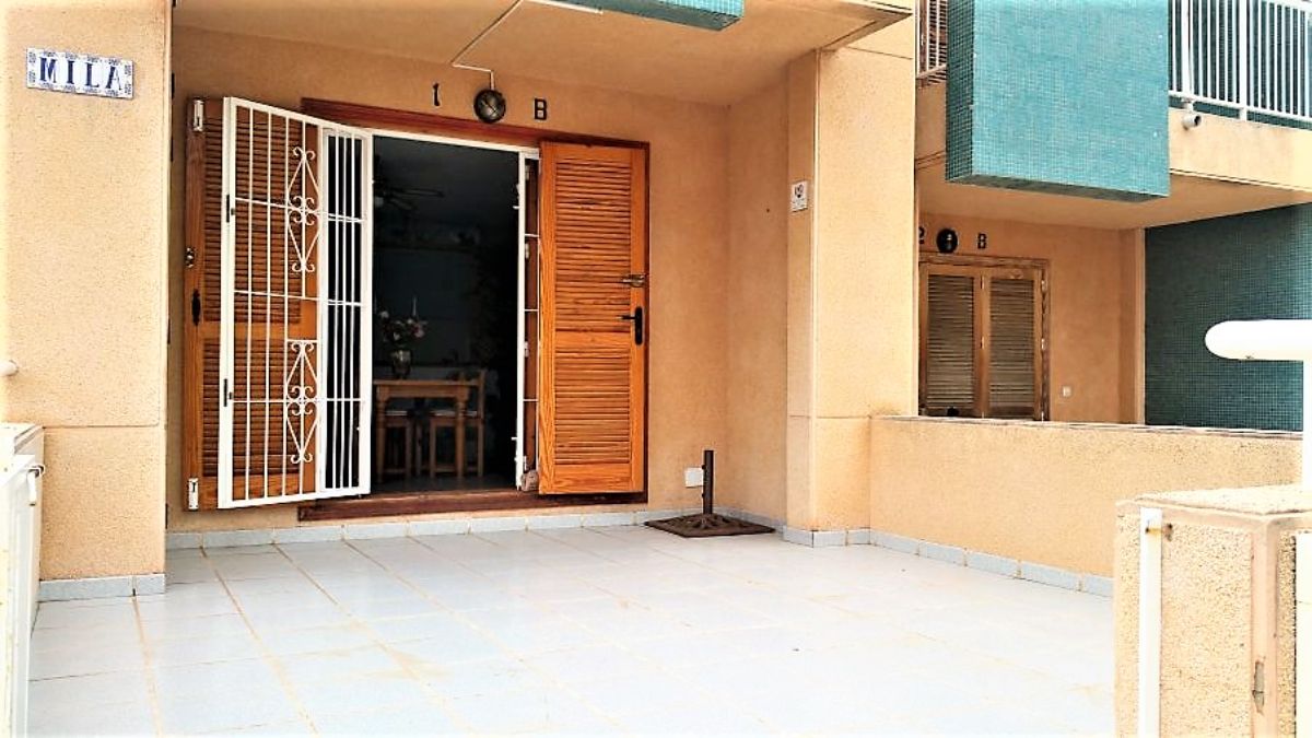 For rent of semidetached in Torrevieja