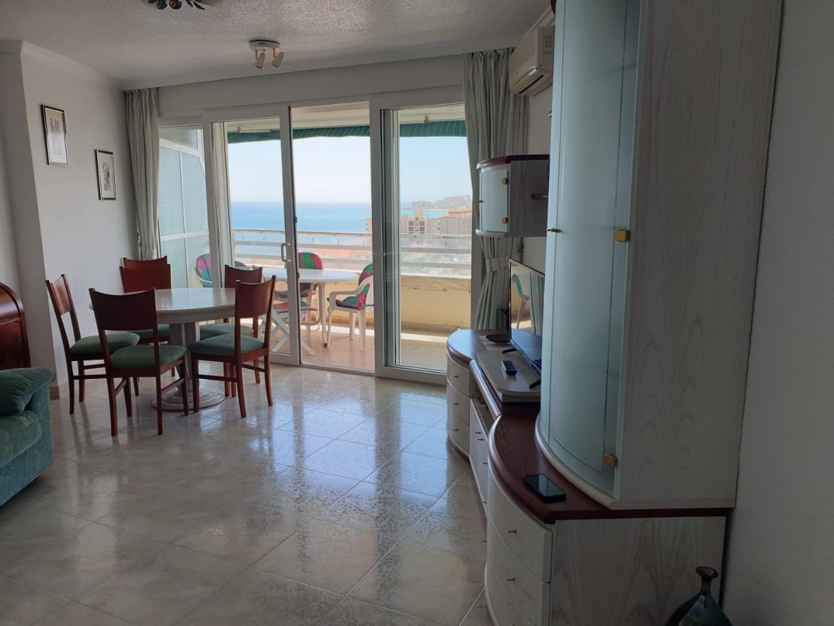 For sale of penthouse in Torrevieja