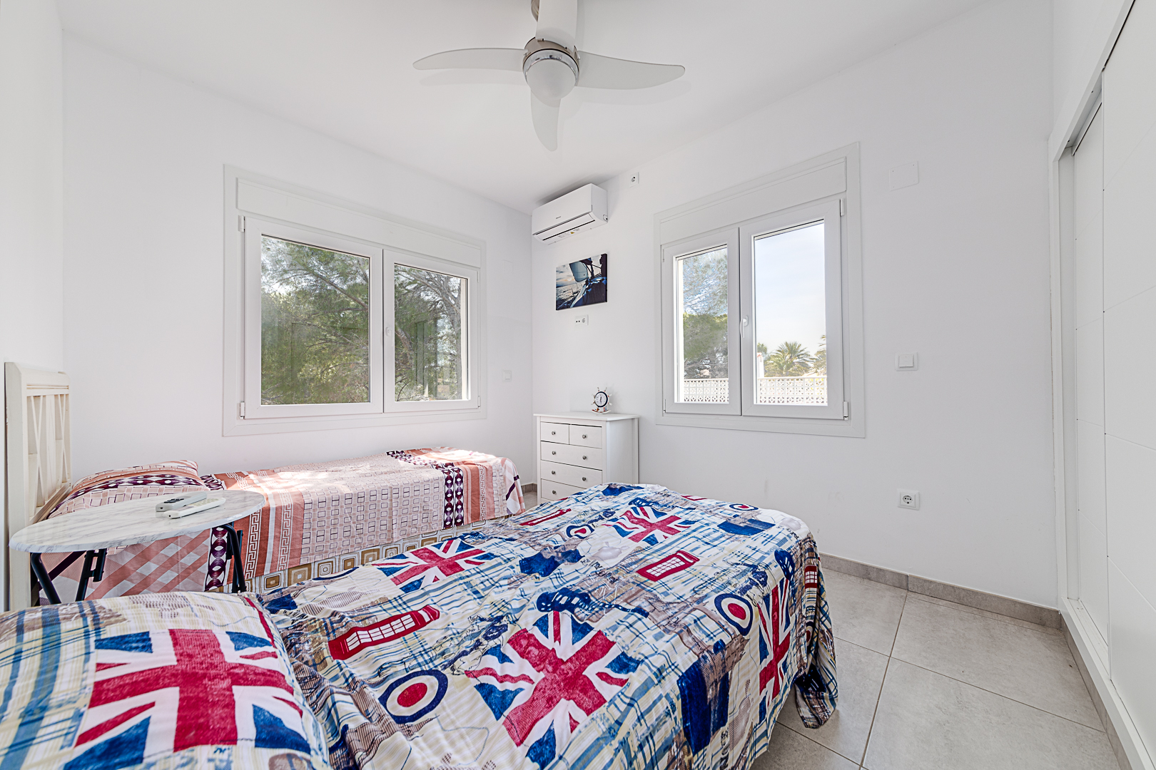 For sale of flat in Orihuela Costa