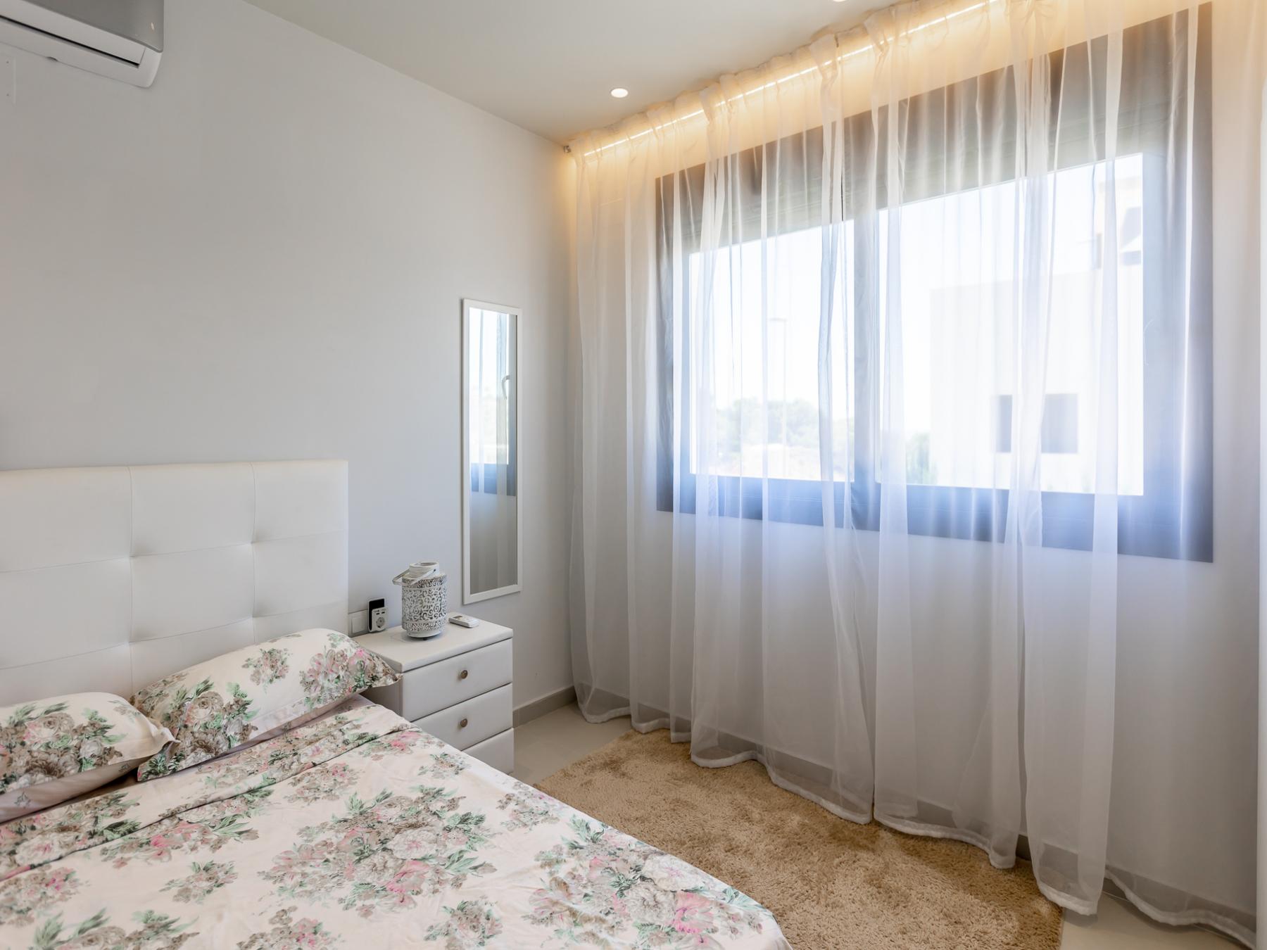 Venta de chalet en Orihuela Costa