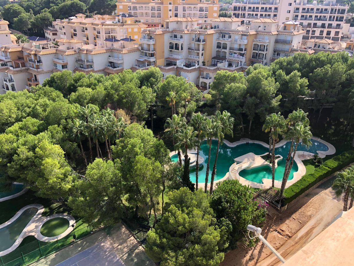 For sale of penthouse in Orihuela Costa