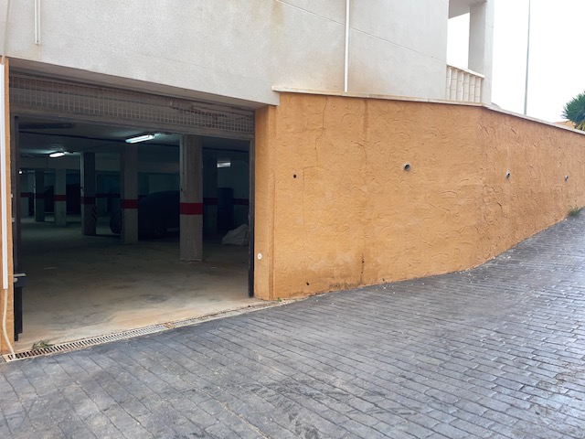 Venta de garaje en Orihuela Costa