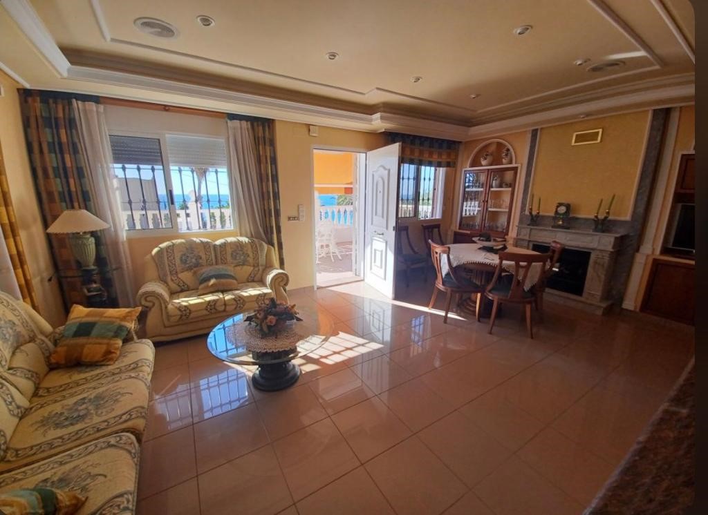 For sale of chalet in Torrevieja