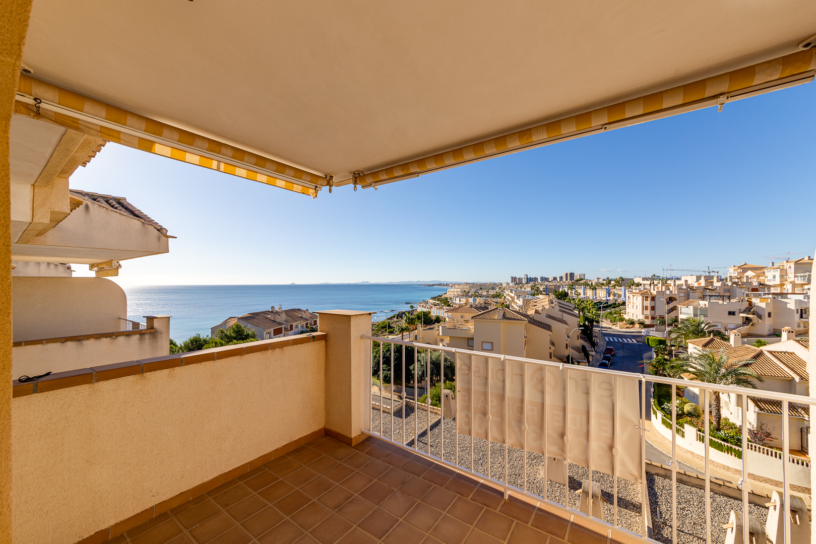 For sale of apartment in Orihuela Costa