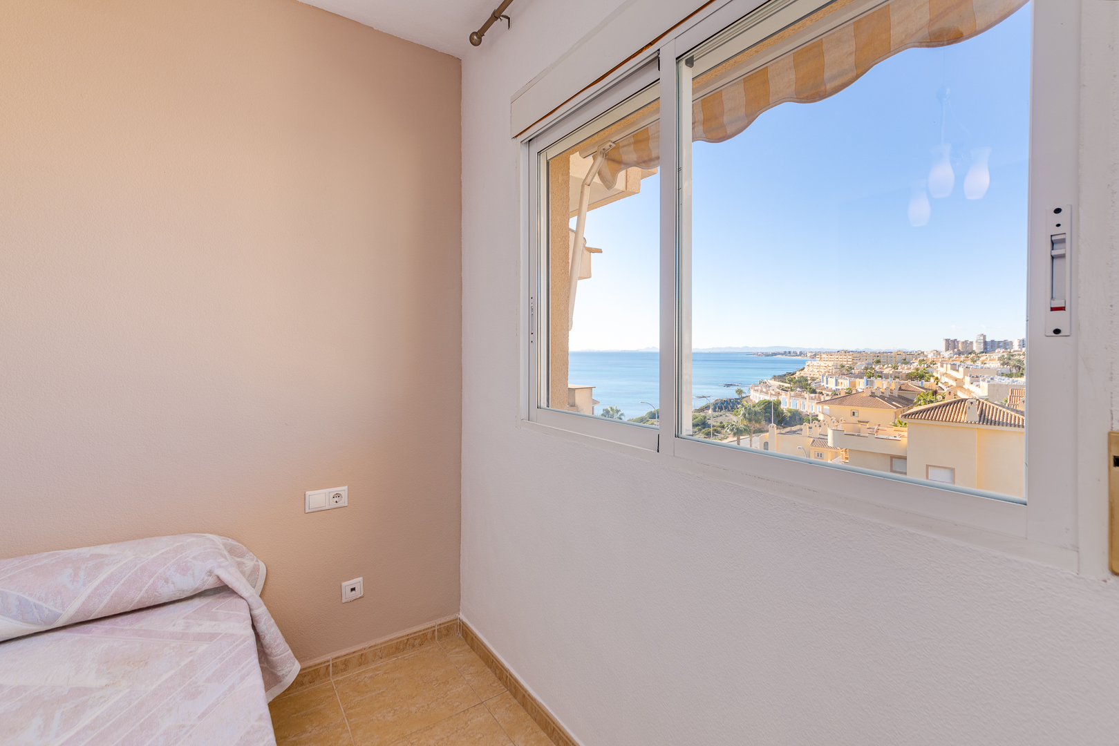 For sale of apartment in Orihuela Costa