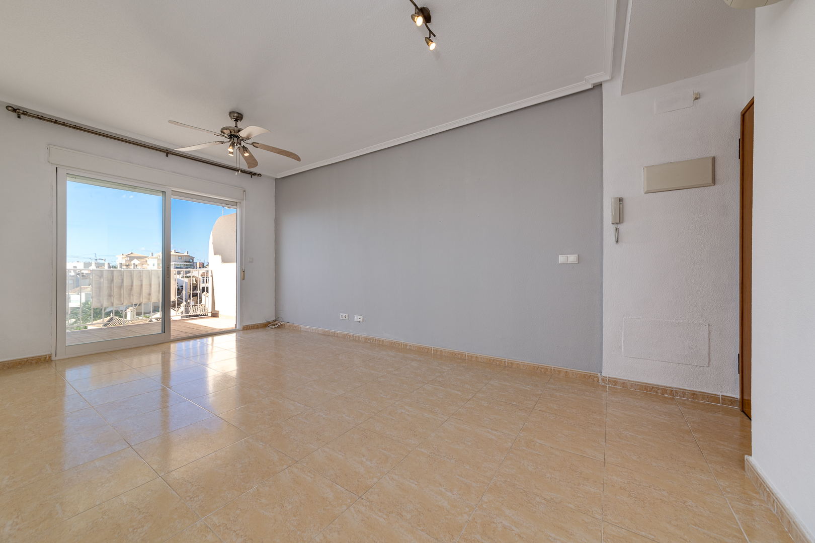 For sale of apartment in Orihuela Costa
