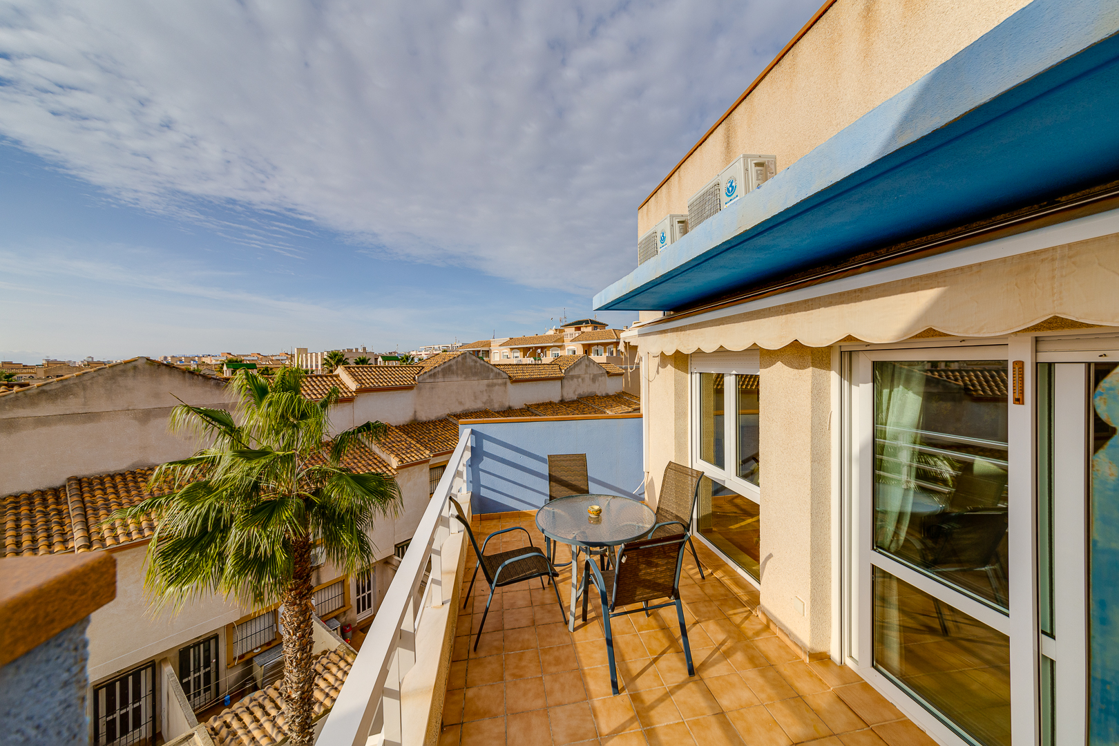 For sale of penthouse in Orihuela Costa