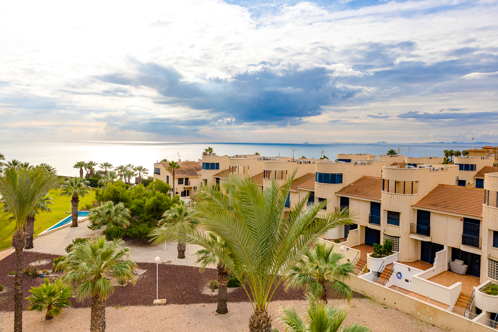 For rent of penthouse in Orihuela Costa
