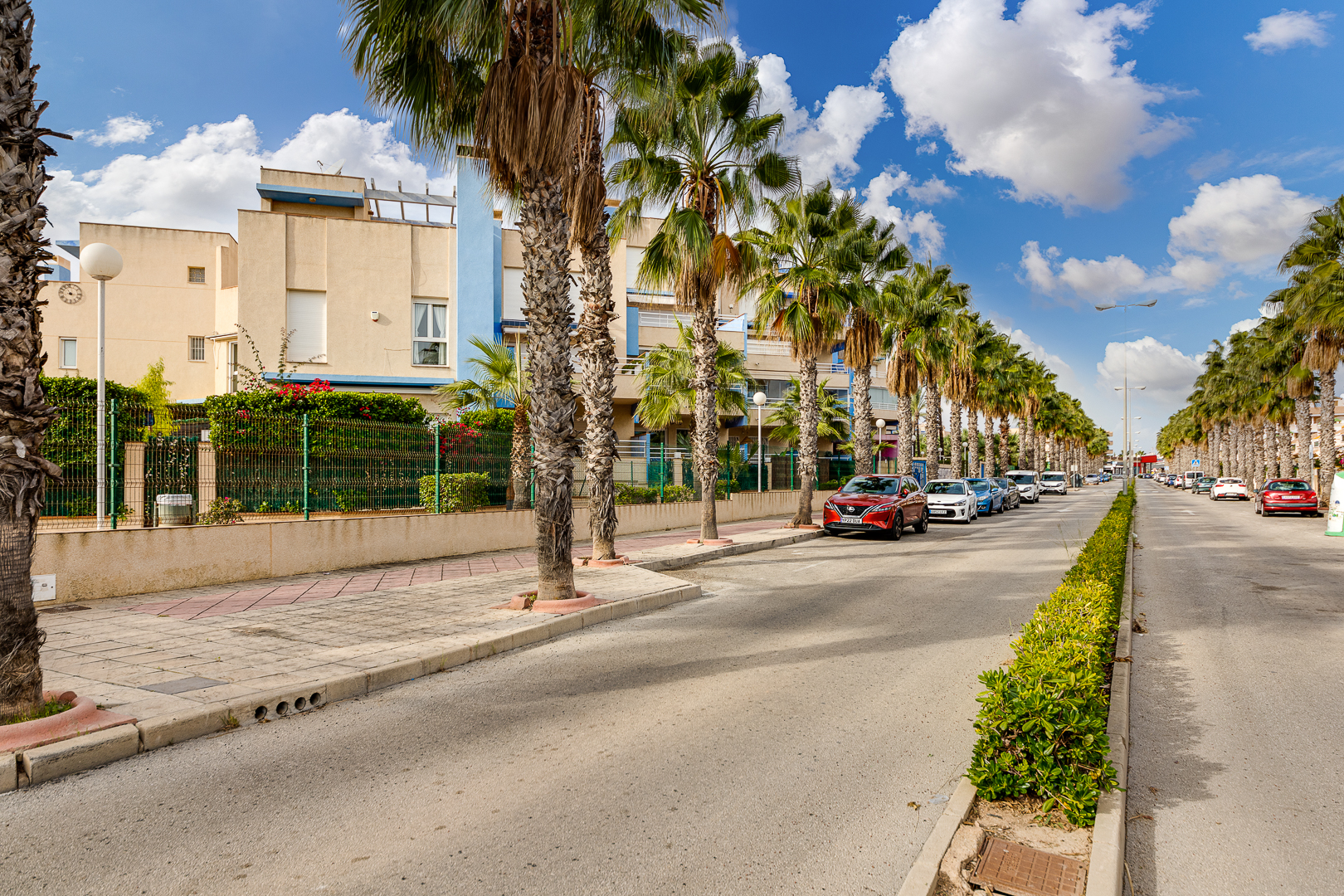 For sale of penthouse in Orihuela Costa
