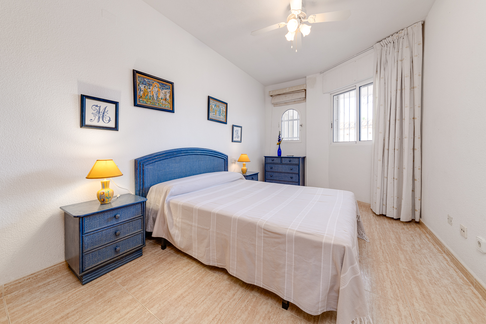For sale of apartment in Orihuela Costa