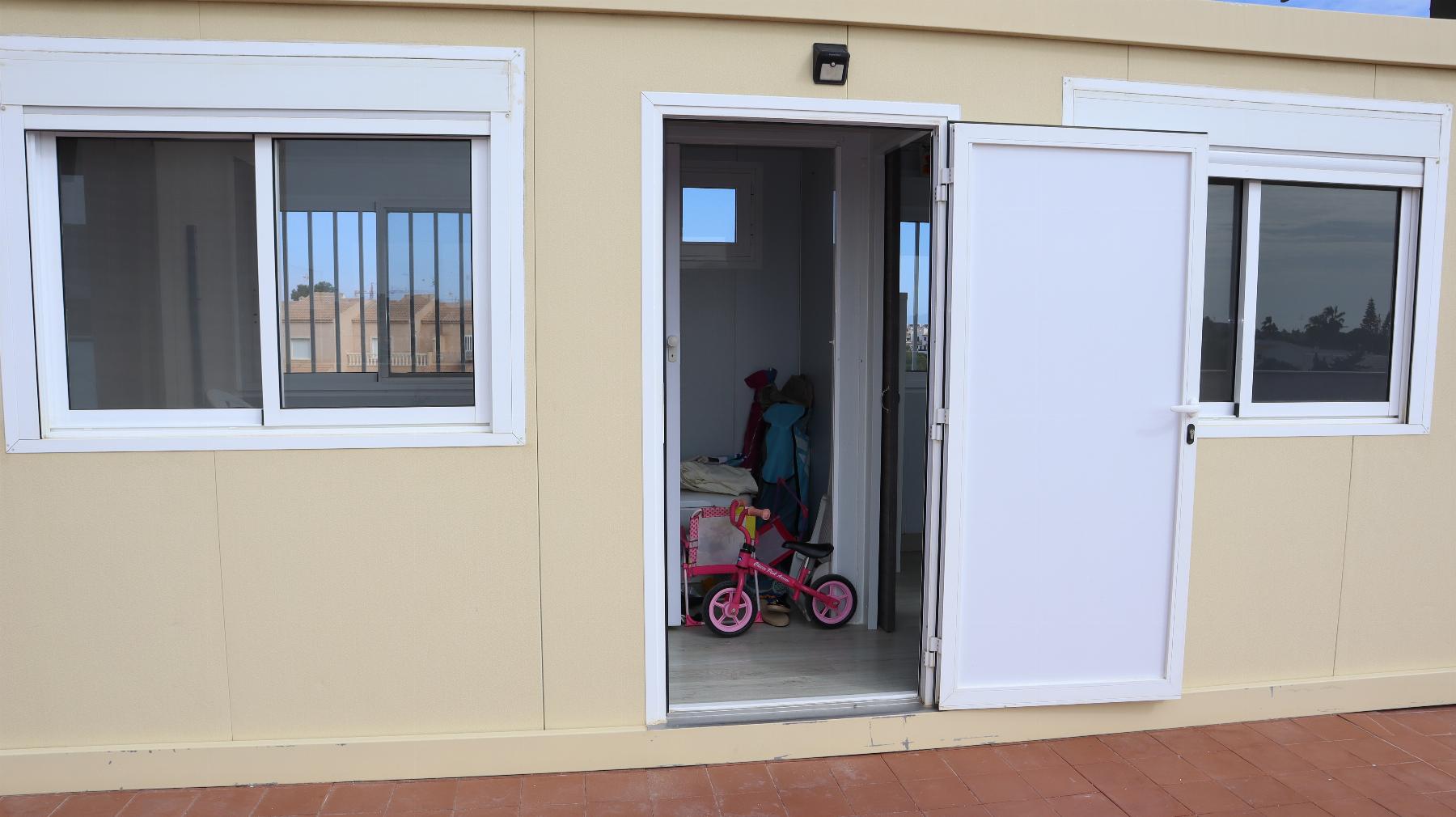 For sale of penthouse in Orihuela Costa