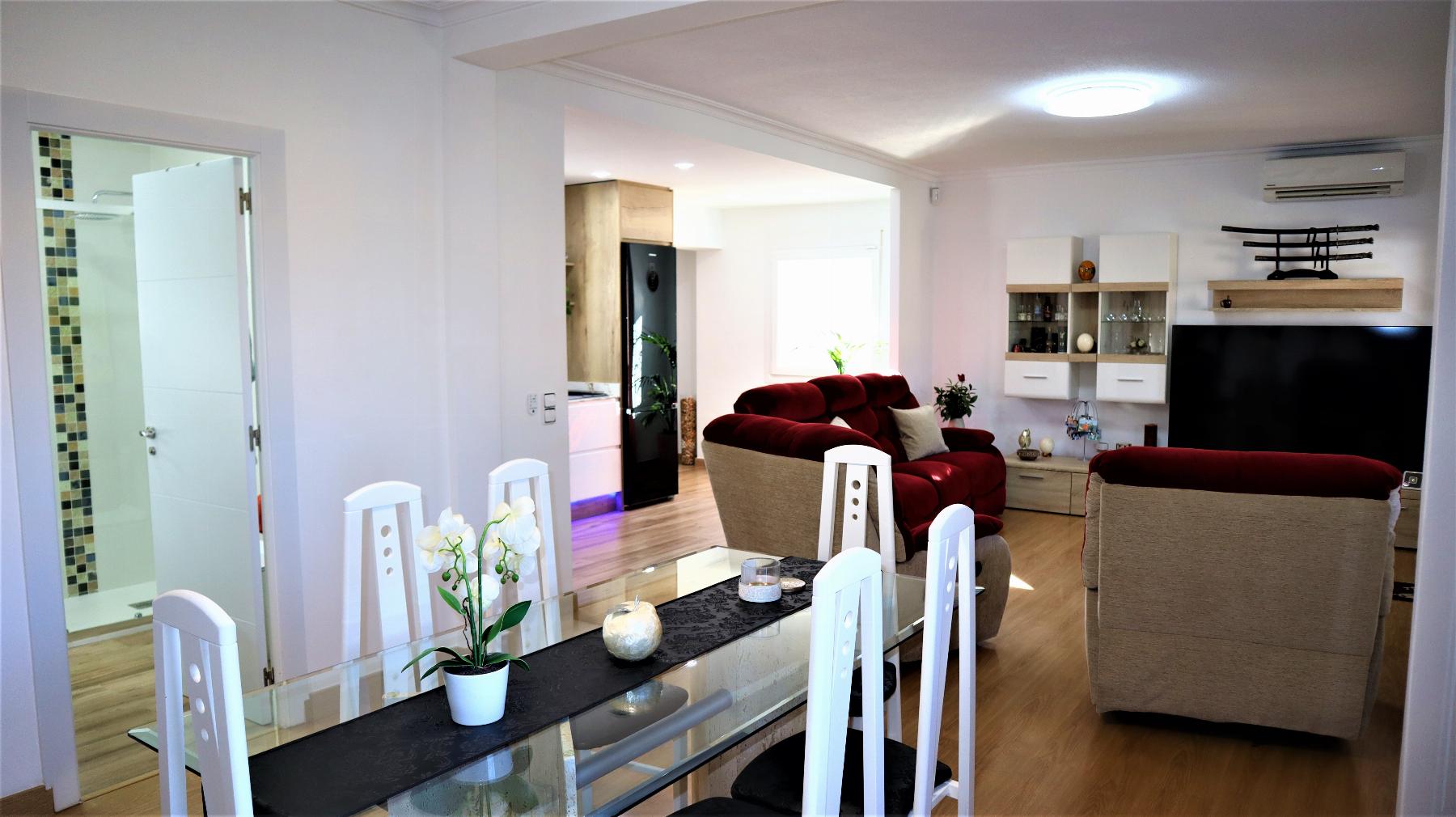 For sale of chalet in Torrevieja