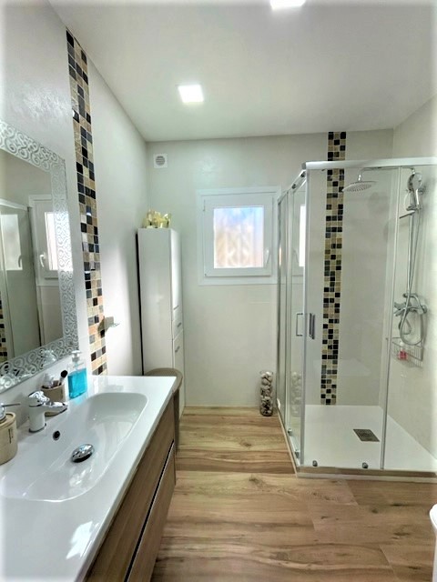 For sale of chalet in Torrevieja