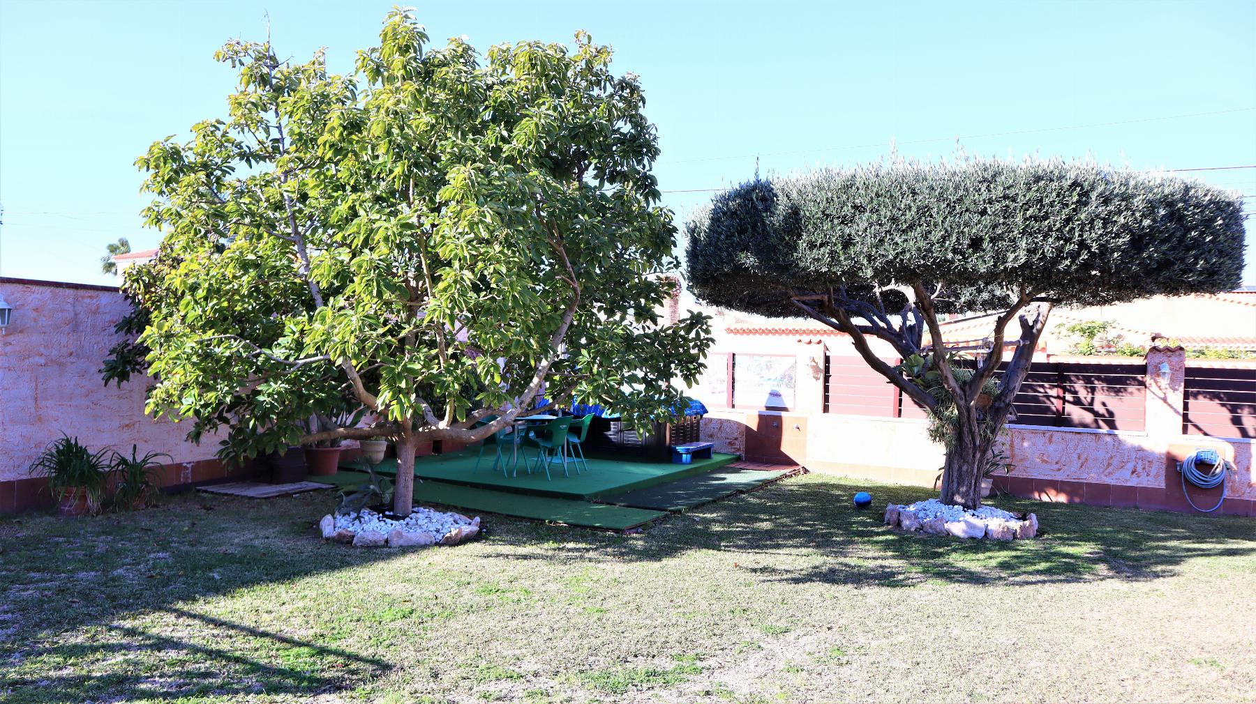 For sale of chalet in Torrevieja