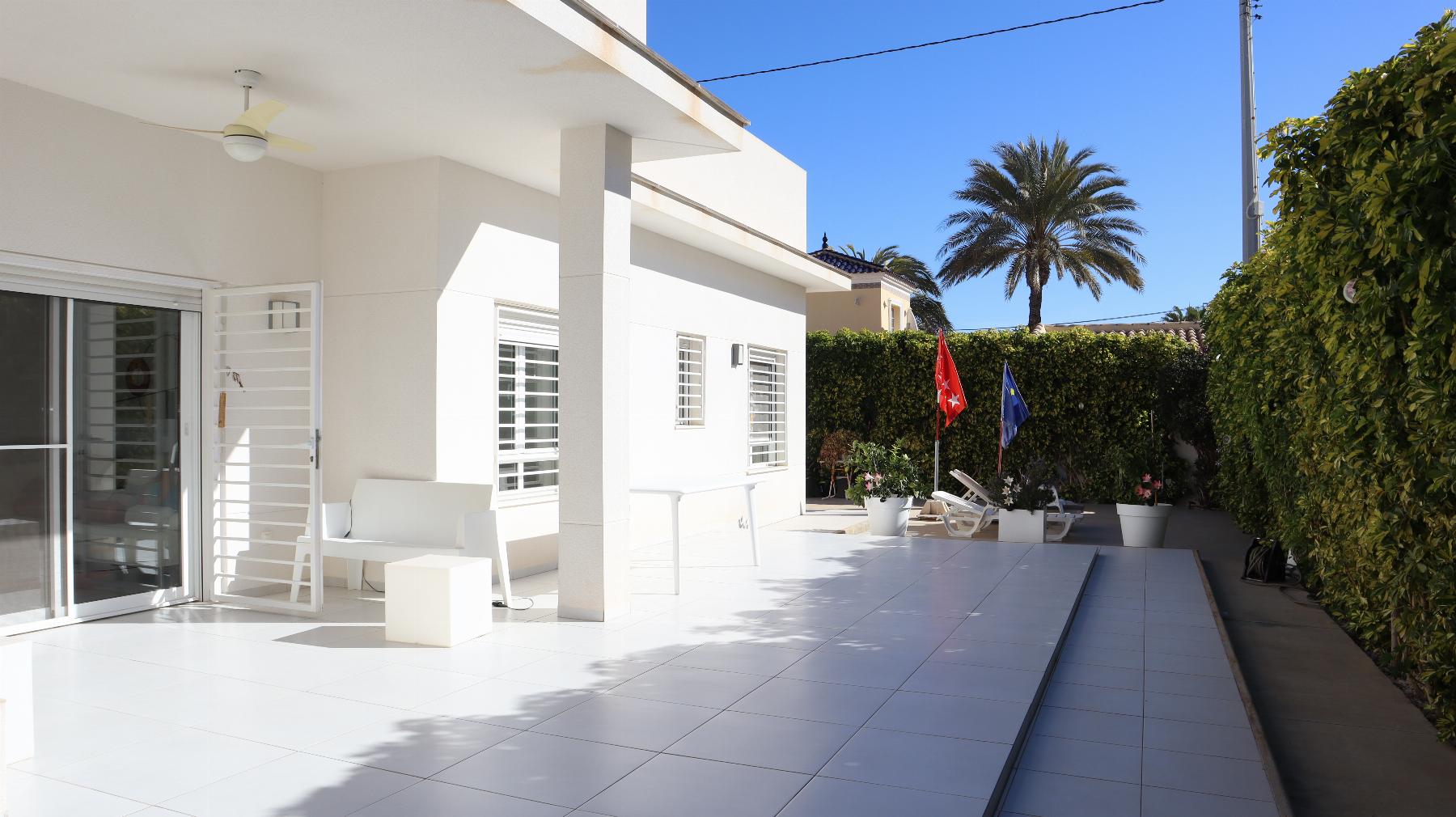 Venta de chalet en Orihuela Costa