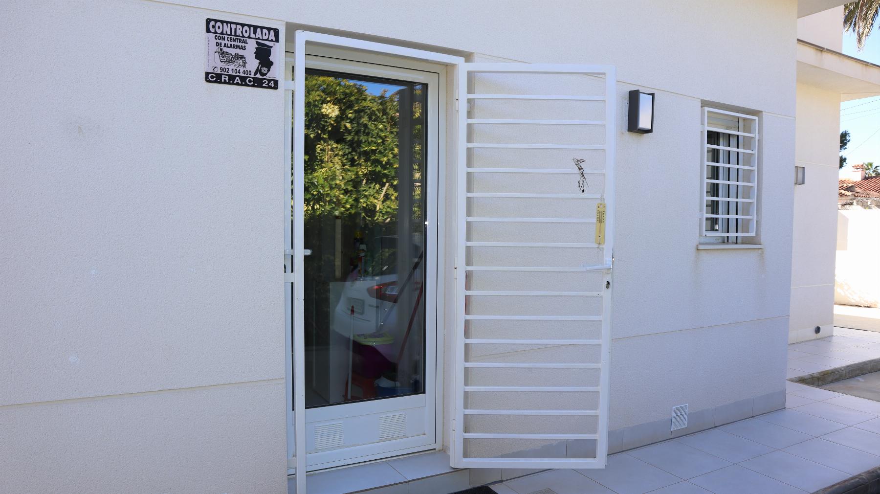Venta de chalet en Orihuela Costa