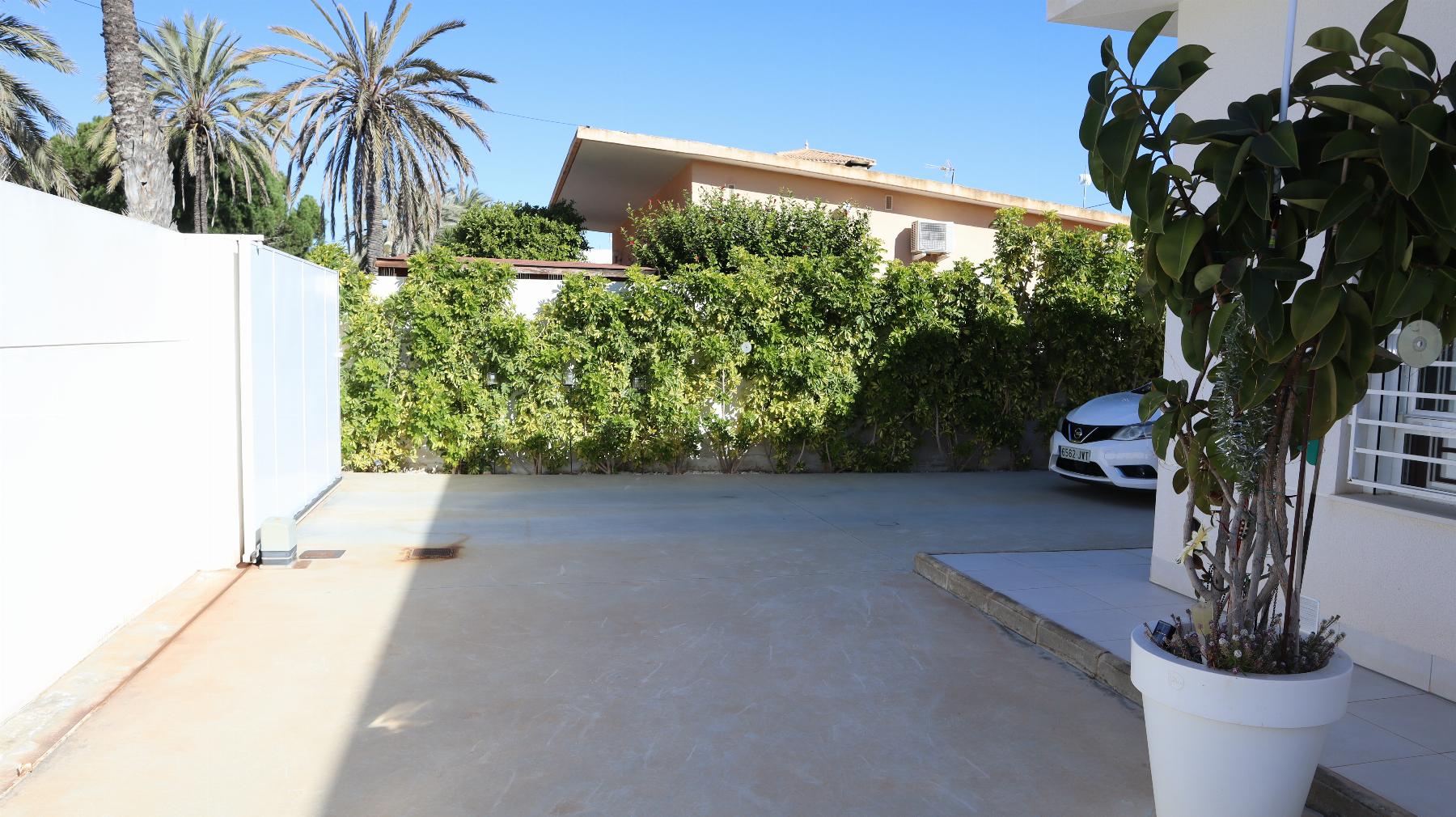 Venta de chalet en Orihuela Costa