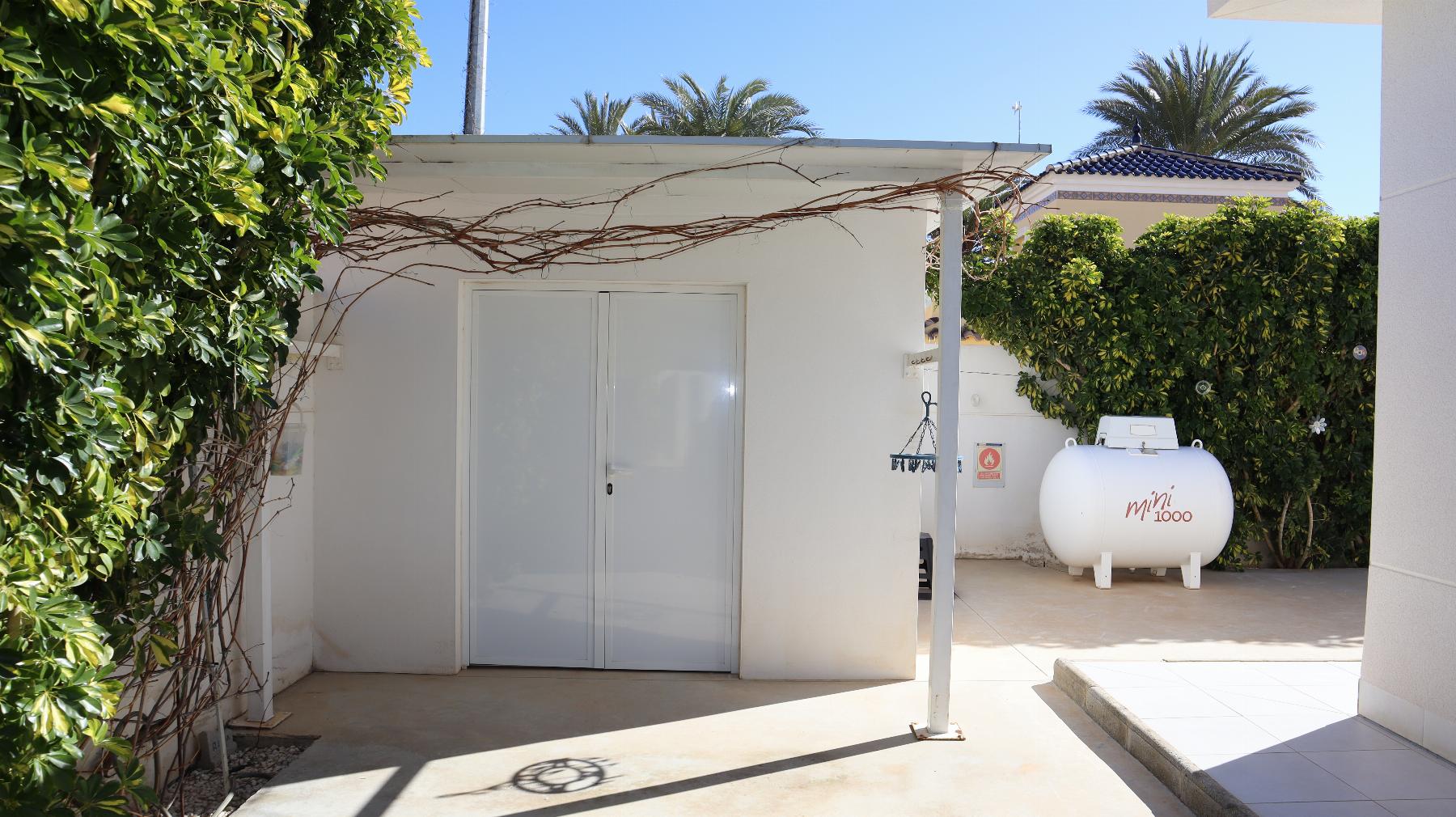 Venta de chalet en Orihuela Costa