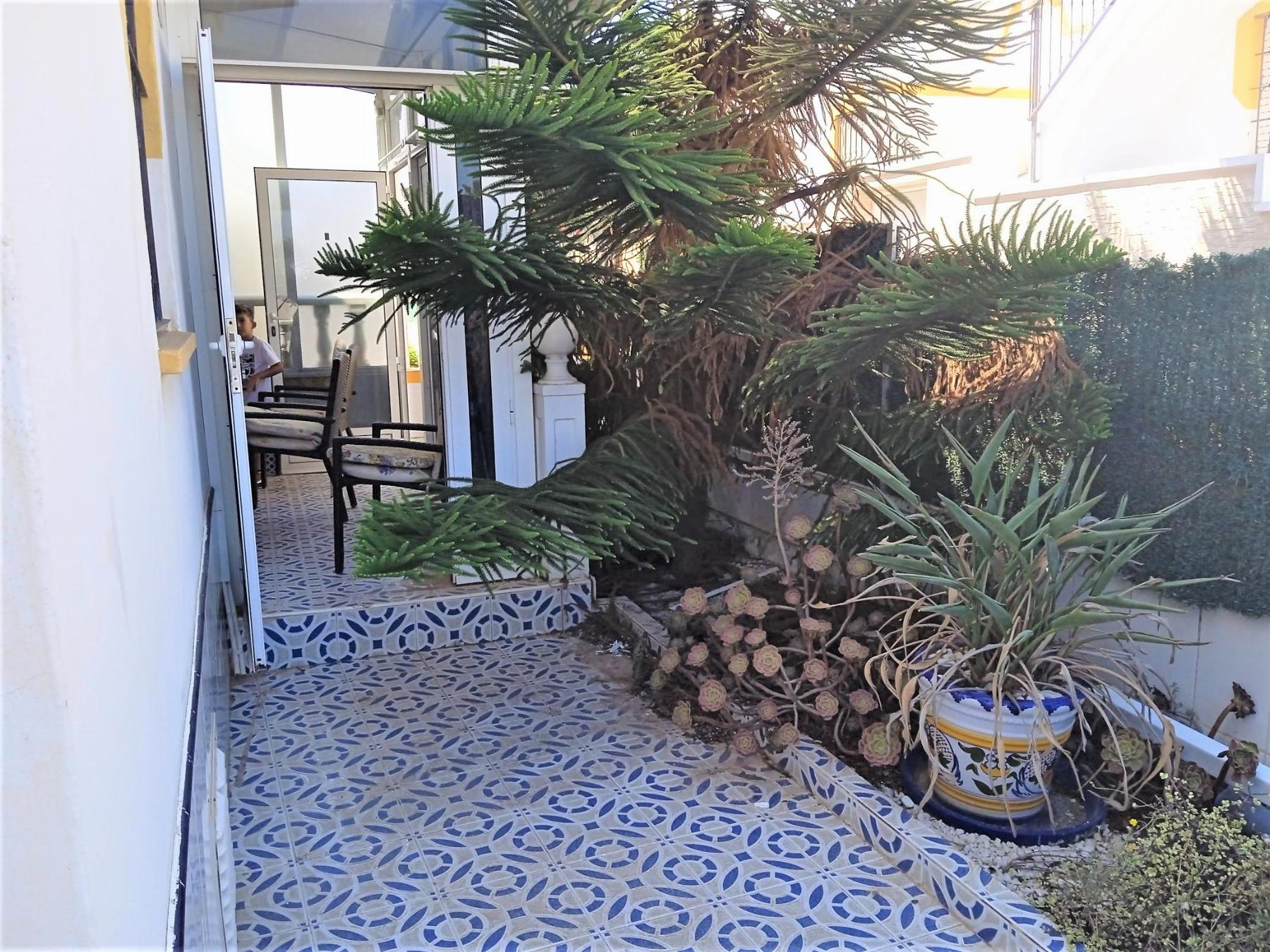 For sale of chalet in Torrevieja